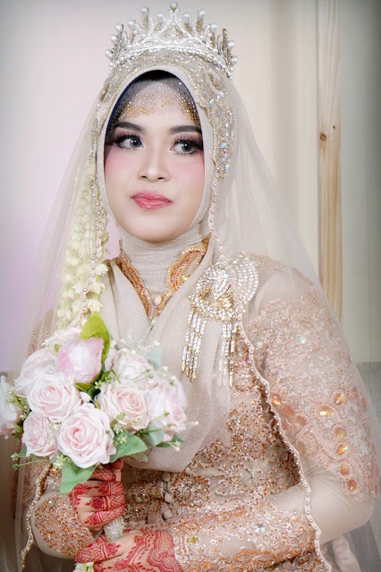 Pengantin muslim hijab modern